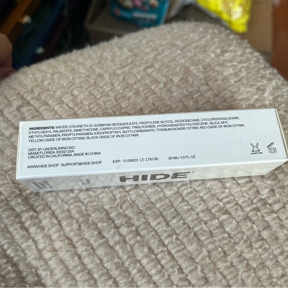 Hide Premium Invisible Oil-Free Foundation in Shade Linen. 30ml. New Sealed! - Picture 5 of 5